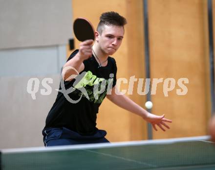 Tischtennis.  Kaerntner Meisterschaften. Martin Gutschi,. Feldkirchen, 2.12.2018.
Foto: Kuess
---
pressefotos, pressefotografie, kuess, qs, qspictures, sport, bild, bilder, bilddatenbank