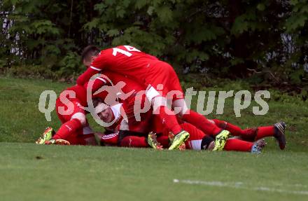 Fussball 2. KLasse C. KAC B 1909 Juniors gegen SC St. Veit. Torjubel Walter Auer (KAC). Klagenfurt, am 5.5.2019.
Foto: Kuess
---
pressefotos, pressefotografie, kuess, qs, qspictures, sport, bild, bilder, bilddatenbank