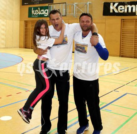 Handball Bundesliga Frauen. Oberes Play Off. SC Kelag Ferlach/Feldkirchen gegen Rxcel Handball Tulln. Jubel Trainer Miro Barisic, Dino Poje (SCF). Ferlach, am 11.5.2019.
Foto: Kuess
---
pressefotos, pressefotografie, kuess, qs, qspictures, sport, bild, bilder, bilddatenbank