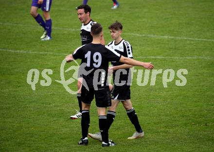 Fussball. 2. Klasse B. Bad Kleinkirchheim gegen Treffen. Torjubel (Kleinkirchheim). Kleinkirchheim, 11.5.2019.
Foto: Kuess
---
pressefotos, pressefotografie, kuess, qs, qspictures, sport, bild, bilder, bilddatenbank