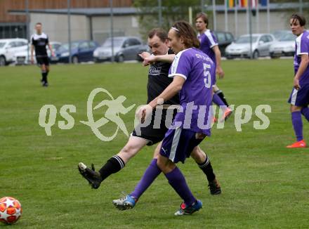 Fussball. 2. Klasse B. Bad Kleinkirchheim gegen Treffen. Tobias Trattler (Kleinkirchheim),   Leo Werth (Treffen). Kleinkirchheim, 11.5.2019.
Foto: Kuess
---
pressefotos, pressefotografie, kuess, qs, qspictures, sport, bild, bilder, bilddatenbank