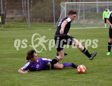 Fussball. 2. Klasse B. Bad Kleinkirchheim gegen Treffen. Rafael Lax (Kleinkirchheim),  Sandro Gordon Spitzer (Treffen). Kleinkirchheim, 11.5.2019.
Foto: Kuess
---
pressefotos, pressefotografie, kuess, qs, qspictures, sport, bild, bilder, bilddatenbank