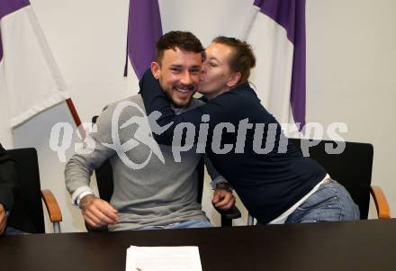 Fussball. 2. Liga. âSK Austria Klagenfurt gegen SV Lafnitz.  Philipp Huetter, Natalie Biermann. Klagenfurt, 17.5.2019.
Foto: Kuess
---
pressefotos, pressefotografie, kuess, qs, qspictures, sport, bild, bilder, bilddatenbank