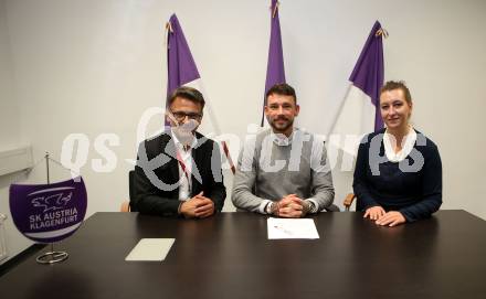 Fussball. 2. Liga. âSK Austria Klagenfurt gegen SV Lafnitz. Ivica Peric, Philipp Huetter, Natalie Biermann. Klagenfurt, 17.5.2019.
Foto: Kuess
---
pressefotos, pressefotografie, kuess, qs, qspictures, sport, bild, bilder, bilddatenbank