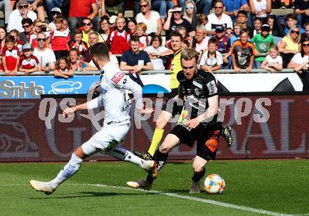 Fussball tipico Bundesliga. RZ Pellets WAC gegen SK Puntigamer Sturm Graz.  Kevin Friesenbichler,  (WAC), Dario Maresic (Graz). Wolfsberg, am 26.5.2019.
Foto: Kuess

---
pressefotos, pressefotografie, kuess, qs, qspictures, sport, bild, bilder, bilddatenbank