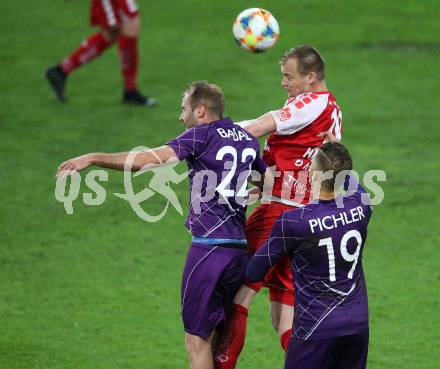 Fussball. 2. Liga. âSK Austria Klagenfurt gegen SK Vorwaerts Steyr.  Carlos Badal Andani,  (Klagenfurt),  Benedikt Pichler, Josip Martinovic (Vorwaerts Steyr). Klagenfurt, 29.5.2019.
Foto: Kuess
---
pressefotos, pressefotografie, kuess, qs, qspictures, sport, bild, bilder, bilddatenbank