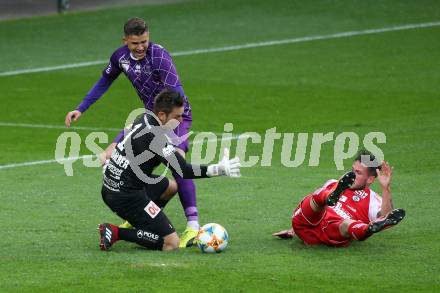 Fussball. 2. Liga. âSK Austria Klagenfurt gegen SK Vorwaerts Steyr.  Benedikt Pichler,  (Klagenfurt), Reinhard GroÃalber, Sebastian Dirnberger (Vorwaerts Steyr). Klagenfurt, 29.5.2019.
Foto: Kuess
---
pressefotos, pressefotografie, kuess, qs, qspictures, sport, bild, bilder, bilddatenbank