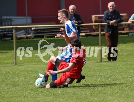 Fussball 1. Klasse B. Rothenthurn gegen VSV .  Marcel Huber (Rothenthurn),  Raphael Velikogne (VSV). Rothenthurn, am 26.5.2019.
Foto: Kuess
---
pressefotos, pressefotografie, kuess, qs, qspictures, sport, bild, bilder, bilddatenbank
