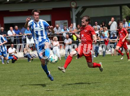 Fussball 1. Klasse B. Rothenthurn gegen VSV .  Grega Gorisek (Rothenthurn), Andreas Gabriel  (VSV). Rothenthurn, am 26.5.2019.
Foto: Kuess
---
pressefotos, pressefotografie, kuess, qs, qspictures, sport, bild, bilder, bilddatenbank