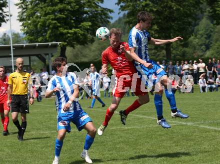 Fussball 1. Klasse B. Rothenthurn gegen VSV .  Thomas Platzer (Rothenthurn),  Andreas Gabriel, Alexander Proietti (VSV). Rothenthurn, am 26.5.2019.
Foto: Kuess
---
pressefotos, pressefotografie, kuess, qs, qspictures, sport, bild, bilder, bilddatenbank