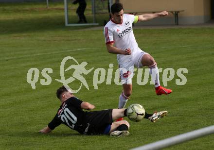 Fussball Kaerntner Liga. Bleiburg gegen St. Jakob im Rosental. Raphael Lukas Kulterer, (Bleiburg), Manuel Alexander Schuettelkopf (St. Jakob). Bleiburg, am 25.5.2019.
Foto: Kuess
---
pressefotos, pressefotografie, kuess, qs, qspictures, sport, bild, bilder, bilddatenbank