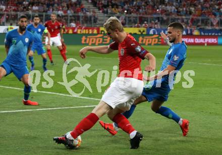 Fussball Laenderspiel. Europameisterschaft Qualifikation. Oesterreich gegen Slowenien. Martin Hinteregger,  (Oesterreich), Petar Stojanovic (Slowenien). Klagenfurt, am 7.6.2019.
Foto: Kuess
---
pressefotos, pressefotografie, kuess, qs, qspictures, sport, bild, bilder, bilddatenbank
