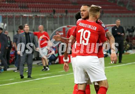 Fussball Laenderspiel. Europameisterschaft Qualifikation. Oesterreich gegen Slowenien. Torjubel Guido Burgstaller, Marko Arnautovic (Oesterreich). Klagenfurt, am 7.6.2019.
Foto: Kuess
---
pressefotos, pressefotografie, kuess, qs, qspictures, sport, bild, bilder, bilddatenbank