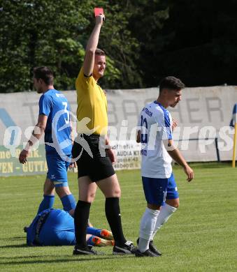 Fussball Kaerntner Liga. Treibach gegen Matrei.  Schiedsrichter Ermin Garanovic, rote Karte fuer Fabio Sebastian Miklautz (Treibach). Treibach, am 8.6.2019.
Foto: Kuess
---
pressefotos, pressefotografie, kuess, qs, qspictures, sport, bild, bilder, bilddatenbank