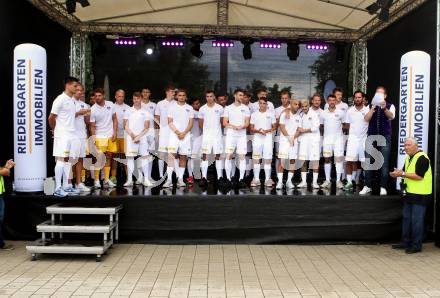 Fussball 2. Liga. Eroeffnungsfeier SK Austria Klagenfurt.   Praesentation der Spieler. Klagenfurt, am 13.7.2019.
Foto: Kuess
---
pressefotos, pressefotografie, kuess, qs, qspictures, sport, bild, bilder, bilddatenbank