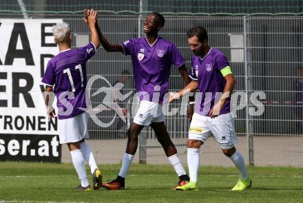 Fussball 2. Liga. Eroeffnungsfeier SK Austria Klagenfurt. Legendenspiel.   Torjubel Okan Aydin, Mersei Nsandi, Sandro Zakany. Klagenfurt, am 13.7.2019.
Foto: Kuess
---
pressefotos, pressefotografie, kuess, qs, qspictures, sport, bild, bilder, bilddatenbank