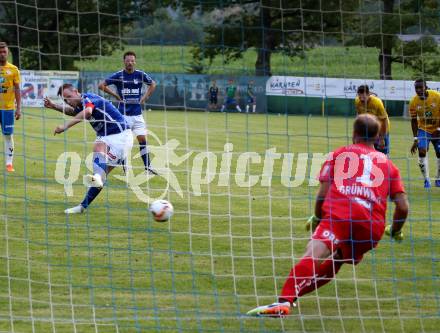 Fussball Uniqa OEFB Cup. Treibach gegen WSG Swarowski Tirol.  Kevin Vaschauner, (Treibach), Pascal Gruenwald   (Tirol). Treibach, am 19.7.2019.
Foto: Kuess
www.qspictures.net
---
pressefotos, pressefotografie, kuess, qs, qspictures, sport, bild, bilder, bilddatenbank