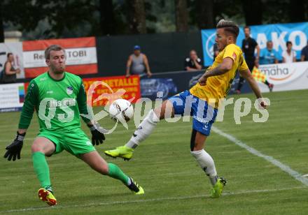 Fussball Uniqa OEFB Cup. Treibach gegen WSG Swarowski Tirol. Rene Obmann,  (Treibach),  Zlatko Dedic (Tirol). Treibach, am 19.7.2019.
Foto: Kuess
www.qspictures.net
---
pressefotos, pressefotografie, kuess, qs, qspictures, sport, bild, bilder, bilddatenbank