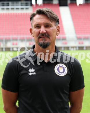 Fussball 2. Liga. SK Austria Klagenfurt. Mannschaftsfototermin. Portrait.   Thomas Lenuweit. Klagenfurt, am 13.7.2019.
Foto: Kuess
www.qspictures.net
---
pressefotos, pressefotografie, kuess, qs, qspictures, sport, bild, bilder, bilddatenbank