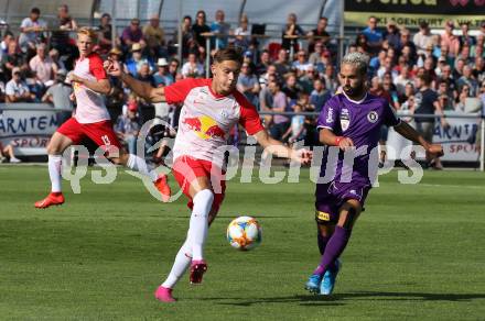 Fussball. 2. Liga. âSK Austria Klagenfurt gegen FC Liefering. Okan Aydin (Klagenfurt), Amar Dedic (Liefering). Klagenfurt, 4.8.2019.
Foto: Kuess
www.qspictures.net
---
pressefotos, pressefotografie, kuess, qs, qspictures, sport, bild, bilder, bilddatenbank
