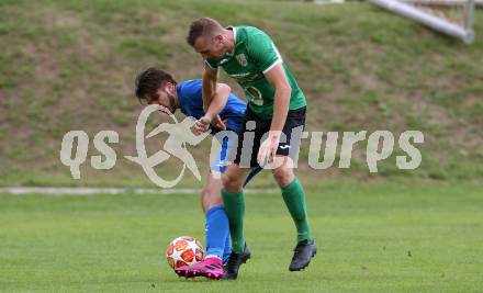Fussball Unterliga West. Seeboden gegen Matrei. Manuel Dullnig, (Seeboden), Jonathan Panzl  (Matrei). Seeboden, am 3.8.2019.
Foto: Kuess
www.qspictures.net
---
pressefotos, pressefotografie, kuess, qs, qspictures, sport, bild, bilder, bilddatenbank