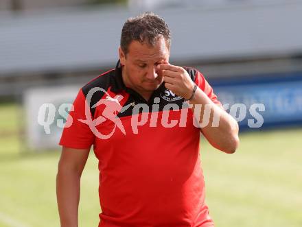 Fussball. Kaerntner Liga. Bleiburg gegen St. Jakob/Ros.  Trainer Alexander Suppantschitsch (St. Jakob). Klagenfurt, 3.8.2019.
Foto: Kuess
www.qspictures.net
---
pressefotos, pressefotografie, kuess, qs, qspictures, sport, bild, bilder, bilddatenbank