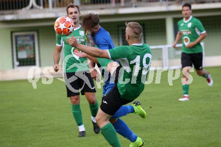 Fussball Unterliga West. Seeboden gegen Matrei. Bernd Passler,  (Seeboden), Oliver Josef Steiner (Matrei). Seeboden, am 3.8.2019.
Foto: Kuess
www.qspictures.net
---
pressefotos, pressefotografie, kuess, qs, qspictures, sport, bild, bilder, bilddatenbank