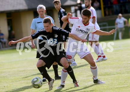 Fussball. Kaerntner Liga. Bleiburg gegen St. Jakob/Ros. Raphael Lukas Kulterer   (Bleiburg),  Wolfgang Michael Sereinig (St. Jakob). Bleiburg, 3.8.2019.
Foto: Kuess
www.qspictures.net
---
pressefotos, pressefotografie, kuess, qs, qspictures, sport, bild, bilder, bilddatenbank
