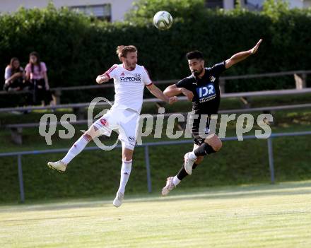 Fussball. Kaerntner Liga. Bleiburg gegen St. Jakob/Ros.  Senad Jahic (Bleiburg),  Thomas Ogradnig (St. Jakob). Bleiburg, 3.8.2019.
Foto: Kuess
www.qspictures.net
---
pressefotos, pressefotografie, kuess, qs, qspictures, sport, bild, bilder, bilddatenbank