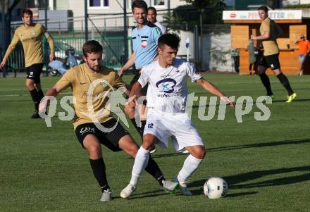 Fussball Kaerntner Liga. SAK gegen Koettmannsdorf. Musa Mevmedoski,  (SAK), Fabian Janschitz (Koettmannsdorf). Klagenfurt, am 9.8.2019.
Foto: Kuess
www.qspictures.net
---
pressefotos, pressefotografie, kuess, qs, qspictures, sport, bild, bilder, bilddatenbank
