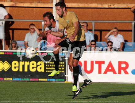 Fussball Kaerntner Liga. SAK gegen Koettmannsdorf. Murat Veliu,  (SAK),  Christopher Sallinger (Koettmannsdorf). Klagenfurt, am 9.8.2019.
Foto: Kuess
www.qspictures.net
---
pressefotos, pressefotografie, kuess, qs, qspictures, sport, bild, bilder, bilddatenbank