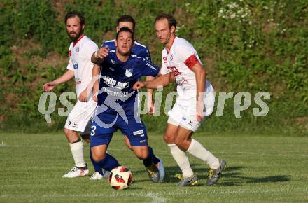 Fussball Kaerntner Liga. Maria Saal gegen Treibach. Bernhard Walzl,  (Maria Saal),  Florian Philipp Wieser (Treibach). Maria Saal, am 10.8.2019.
Foto: Kuess
www.qspictures.net
---
pressefotos, pressefotografie, kuess, qs, qspictures, sport, bild, bilder, bilddatenbank
