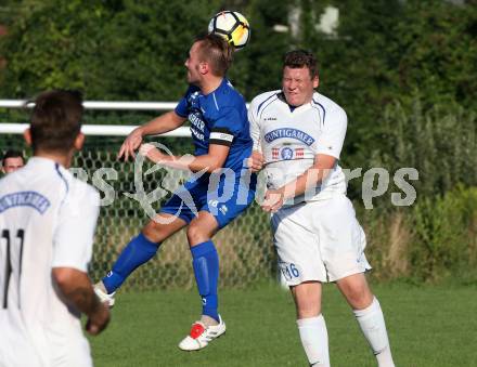 Fussball 2. KLasse C. SG Krumpendorf/Poertschach gegen Himmelberg.  Andreas Hartl,  (Krumpendorf), Lukas Pichler (Himmelberg). Krumpendorf, am 11.8.2019.
Foto: Kuess
www.qspictures.net
---
pressefotos, pressefotografie, kuess, qs, qspictures, sport, bild, bilder, bilddatenbank