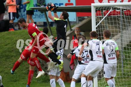 Fussball Kaerntner Liga. Feldkirchen SV gegen SAK. Hans Joachim Thamer (Feldkirchen),  Darjan Aleksic (SAK). Feldkirchen, am 17.8.2019.
Foto: Kuess
www.qspictures.net
---
pressefotos, pressefotografie, kuess, qs, qspictures, sport, bild, bilder, bilddatenbank