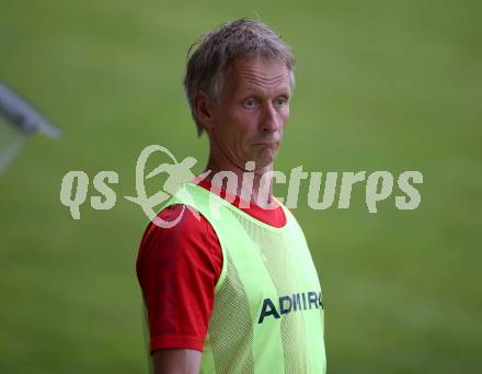Fussball Kaerntner Liga. Feldkirchen SV gegen SAK. Trainer Wolfgang Andreas Eberhard  (SAK). Feldkirchen, am 17.8.2019.
Foto: Kuess
www.qspictures.net
---
pressefotos, pressefotografie, kuess, qs, qspictures, sport, bild, bilder, bilddatenbank