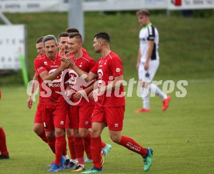 Fussball Kaerntner Liga. Feldkirchen SV gegen SAK.  Torjubel  Thomas Riedl, Jurinic Andrej, Daniel Camber (SAK). Feldkirchen, am 17.8.2019.
Foto: Kuess
www.qspictures.net
---
pressefotos, pressefotografie, kuess, qs, qspictures, sport, bild, bilder, bilddatenbank