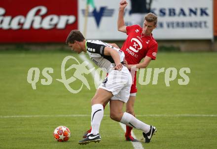 Fussball Kaerntner Liga. Feldkirchen SV gegen SAK.  Robert Thomas Tiffner,  (Feldkirchen), Maximilian Kumer (SAK). Feldkirchen, am 17.8.2019.
Foto: Kuess
www.qspictures.net
---
pressefotos, pressefotografie, kuess, qs, qspictures, sport, bild, bilder, bilddatenbank