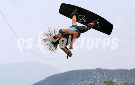 Wakeboard.  Nico Juritsch. Poertschach, am 15.6.2019.
Foto: Kuess
---
pressefotos, pressefotografie, kuess, qs, qspictures, sport, bild, bilder, bilddatenbank