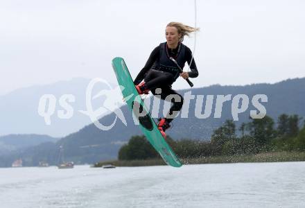 Wakeboard.   Mara Salmina. Poertschach, am 15.6.2019.
Foto: Kuess
---
pressefotos, pressefotografie, kuess, qs, qspictures, sport, bild, bilder, bilddatenbank