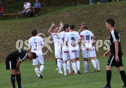 Fussball. Kaerntner Liga. Maria Saal gegen Dellach/Gail.  Torjubel Bernhard Walzl (Maria Saal). Maria Saal, 24.8.2019.
Foto: Kuess
www.qspictures.net
---
pressefotos, pressefotografie, kuess, qs, qspictures, sport, bild, bilder, bilddatenbank
