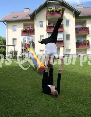 Snowboard. Anna Gasser, Schwester Eva. Homestory. Millstatt, 23.7.2018.
Foto: Kuess
---
pressefotos, pressefotografie, kuess, qs, qspictures, sport, bild, bilder, bilddatenbank