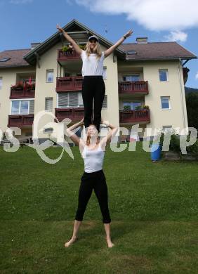 Snowboard. Anna Gasser, Schwester Eva. Homestory. Millstatt, 23.7.2018.
Foto: Kuess
---
pressefotos, pressefotografie, kuess, qs, qspictures, sport, bild, bilder, bilddatenbank