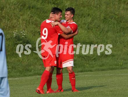 Fussball 2. KLasse D. SG SV Magdalensberg/ASKOE Poggersdorf Youngstars gegen KAC B Juniors. Torjubel Raphael Kassler, Maximilian Blaschitz (KAC). Poggersdorf, am 25.8.2019.
Foto: Kuess
www.qspictures.net
---
pressefotos, pressefotografie, kuess, qs, qspictures, sport, bild, bilder, bilddatenbank
