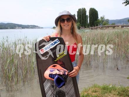 Wakeboard.   Mara Salmina. Poertschach, am 15.6.2019.
Foto: Kuess
---
pressefotos, pressefotografie, kuess, qs, qspictures, sport, bild, bilder, bilddatenbank