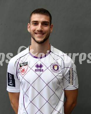 Fussball 2. Liga. SK Austria Klagenfurt. Mannschaftsfototermin. Portrait.   Petar Zubak. Klagenfurt, am 13.7.2019.
Foto: Kuess
www.qspictures.net
---
pressefotos, pressefotografie, kuess, qs, qspictures, sport, bild, bilder, bilddatenbank