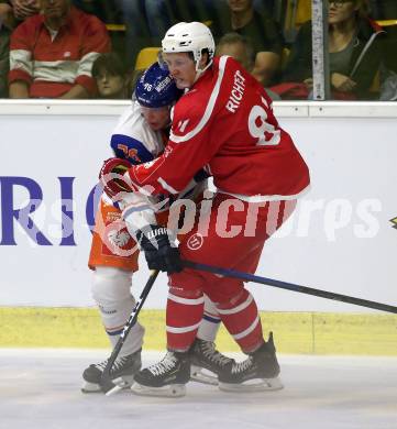 Eishockey, Europa Champions Hockey League.  KAC gegen Tappara Tampere (Finnland).  Marco Richter,  (KAC),  Anton Levtchi (Tappara Tampere). Klagenfurt, am 29.8.2019.
Foto: Kuess
www.qspictures.net
---
pressefotos, pressefotografie, kuess, qs, qspictures, sport, bild, bilder, bilddatenbank