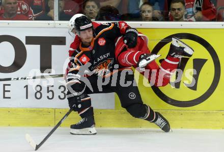 Eishockey. CHL. Europa Champions Hockey League.  KAC gegen Frisk Asker (Norwegen). Thomas Koch,  (KAC),  Christian Kasastul (Frisk Asker). Klagenfurt, am 31.8.2019.
Foto: Kuess
www.qspictures.net
---
pressefotos, pressefotografie, kuess, qs, qspictures, sport, bild, bilder, bilddatenbank