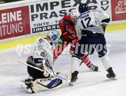 EBEL. Eishockey Bundesliga. KAC gegen	Hydro Fehervar AV 19. Liivik Siim (KAC), Ouzas Michael, Yogan Andrew Michael (Alba Volan). Klagenfurt, am 13.9.2019.
Foto: Kuess
www.qspictures.net

---
pressefotos, pressefotografie, kuess, qs, qspictures, sport, bild, bilder, bilddatenbank