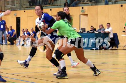 Handball Frauen Bundesliga. SC Kelag Ferlach/Feldkirchen gegen UHC Muellner Bau Stockerau. Anna-Maria Kavalar,  (Ferlach/Feldkirchen), Sophie Novak (Stockerau). Ferlach, am 14.9.2019.
Foto: Kuess
www.qspictures.net
---
pressefotos, pressefotografie, kuess, qs, qspictures, sport, bild, bilder, bilddatenbank