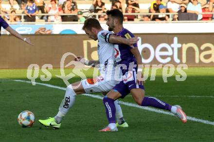 Fussball Bundesliga. RZ Pellets WAC gegen FK Austria Wien. Michael Sollbauer,  (WAC), Alon Turgeman (Wien). Wolfsberg, am 15.9.2019.
Foto: Kuess
www.qspictures.net

---
pressefotos, pressefotografie, kuess, qs, qspictures, sport, bild, bilder, bilddatenbank